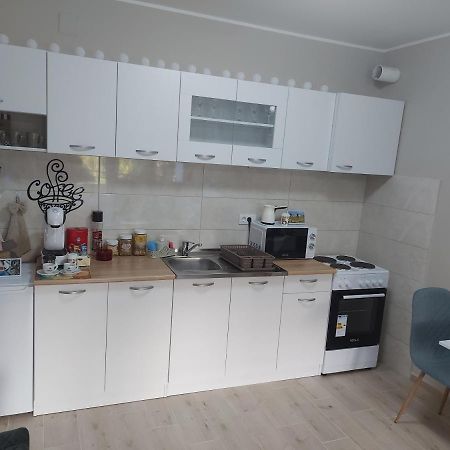 # Espresso 2 Apartman Sa Garazom Sremska Mitrovica Zewnętrze zdjęcie