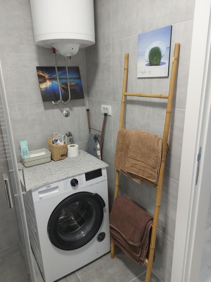 # Espresso 2 Apartman Sa Garazom Sremska Mitrovica Zewnętrze zdjęcie